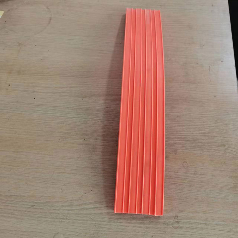 无接缝滑触线