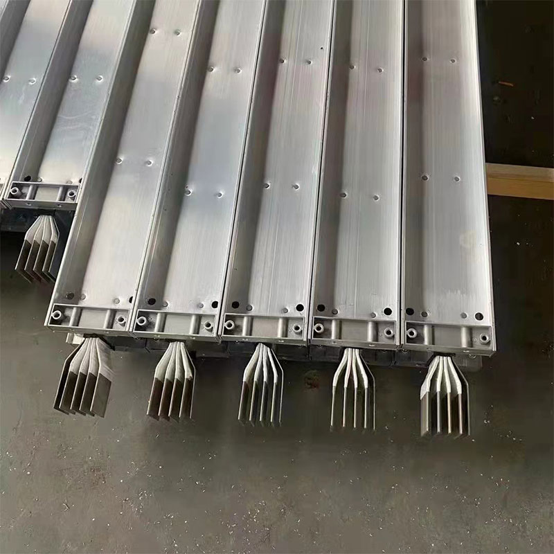 密集型母线槽