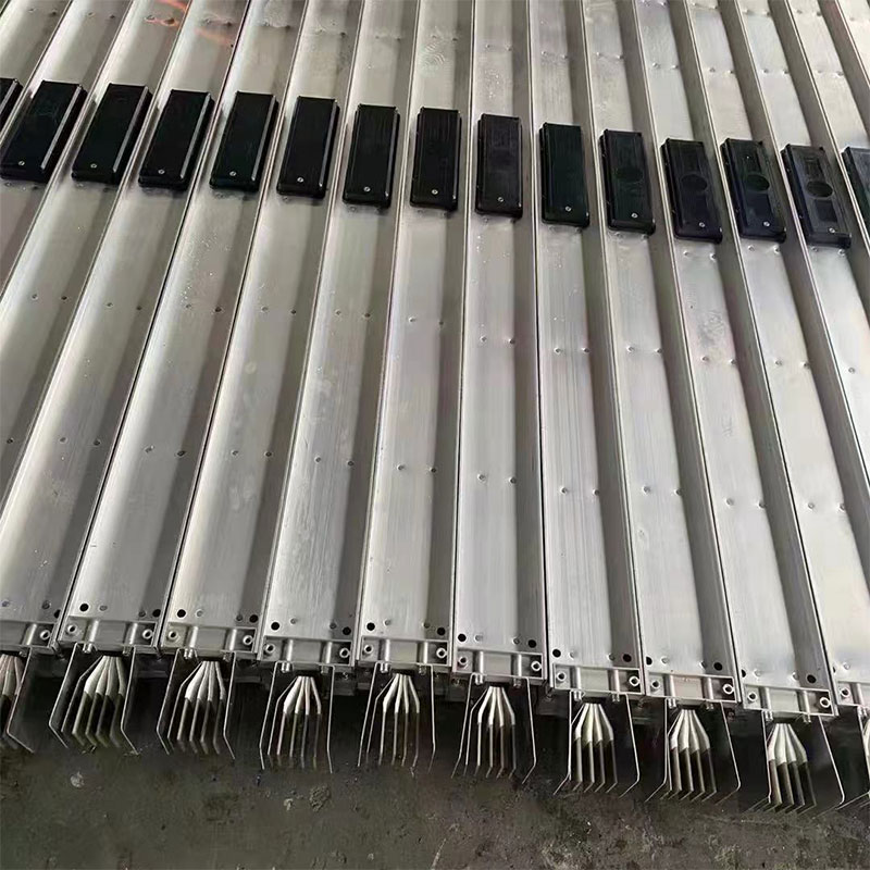 密集型母线槽